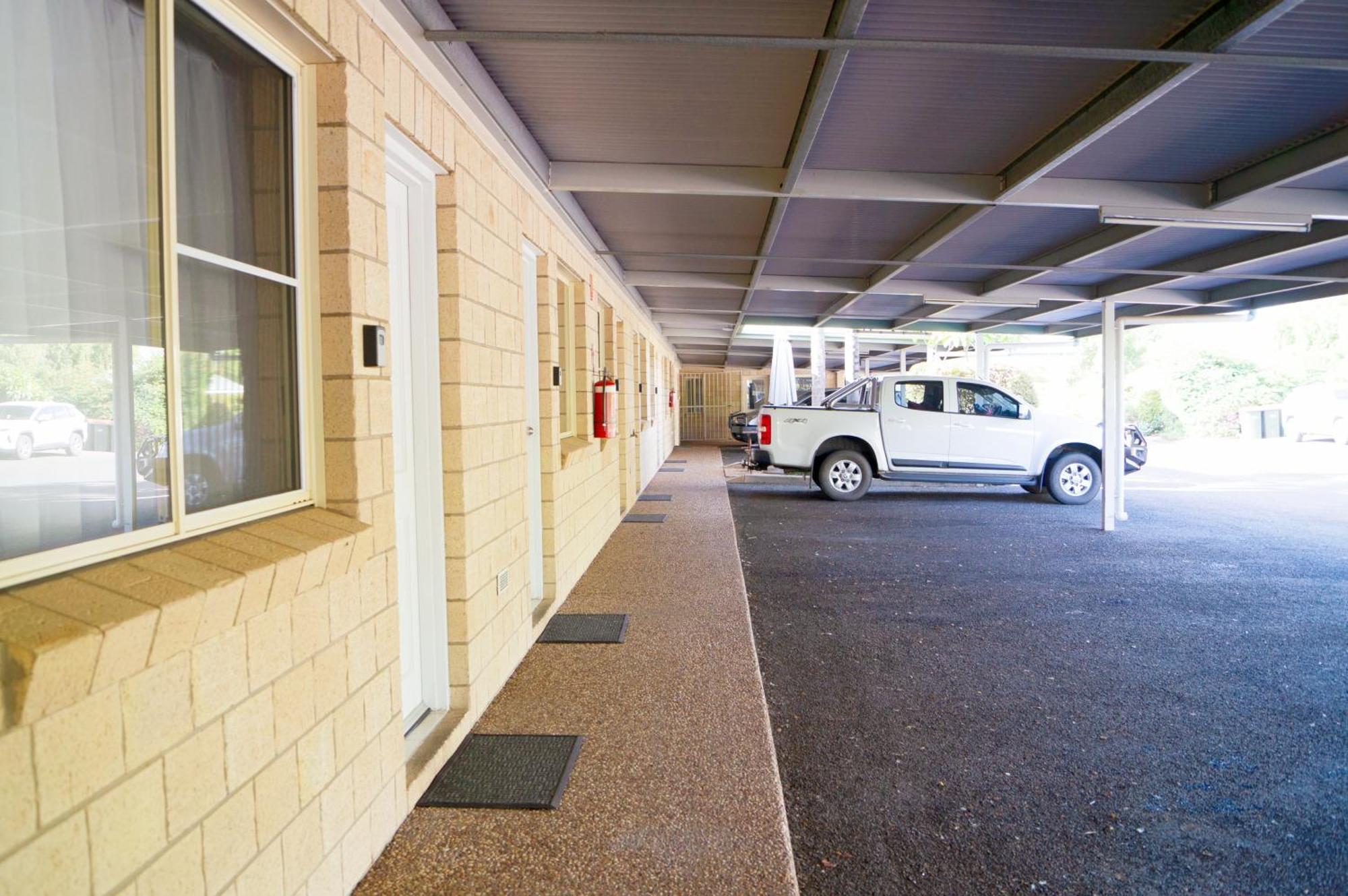 Jacaranda Country Motel Saint George Exterior foto